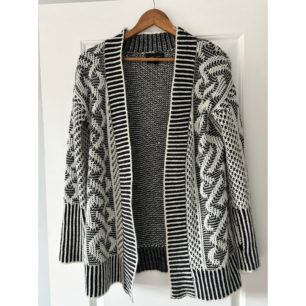 Romeo + Juliet Couture Cardigan Women M Black White Geometric Knit Open Front